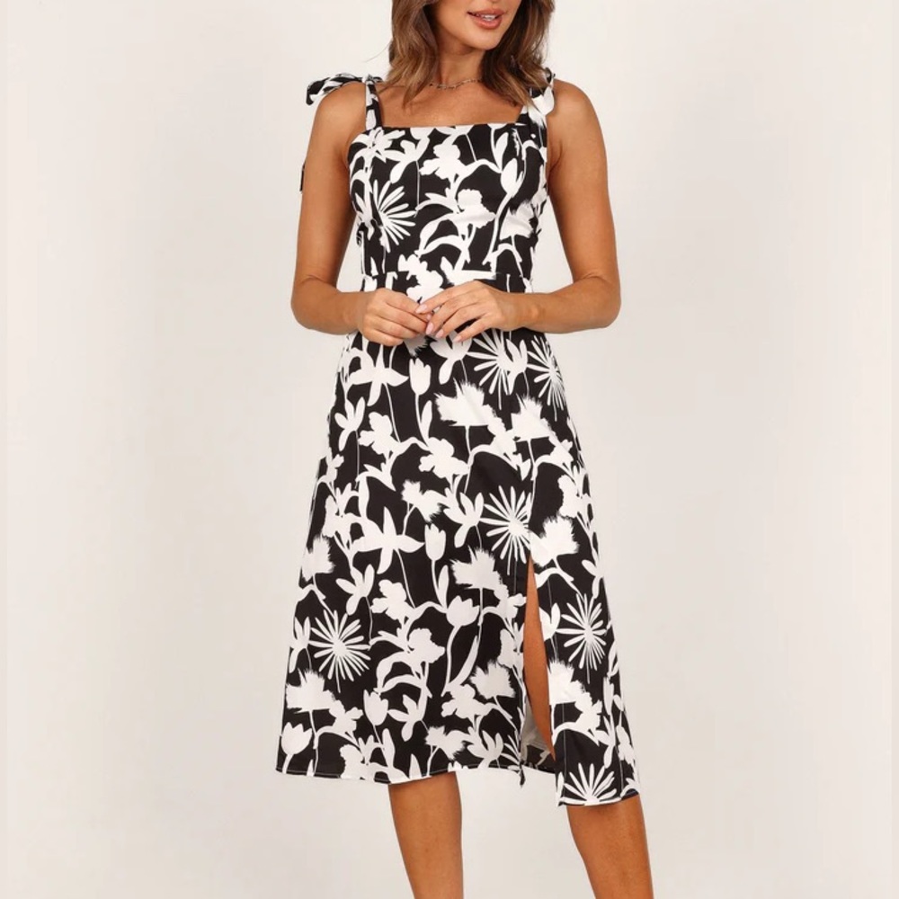 Petal & Pup Black and White Floral Midi Dress
